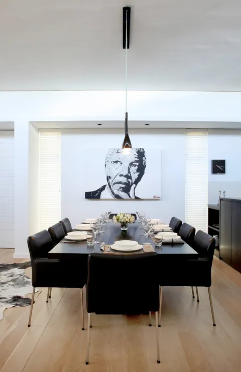 4 bedroom apartment to rent in Camps Bay, photo 6