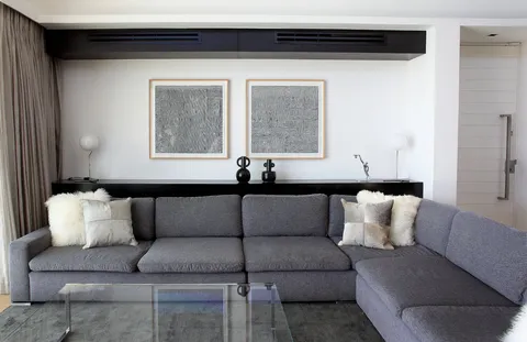 4 bedroom apartment to rent in Camps Bay, photo 9